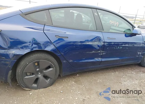 2021 Tesla Model 3 Long Range Dual Motor All-Wheel Drive z USA, uszkodzony, nr VIN 5YJ3E1EB3MF914944